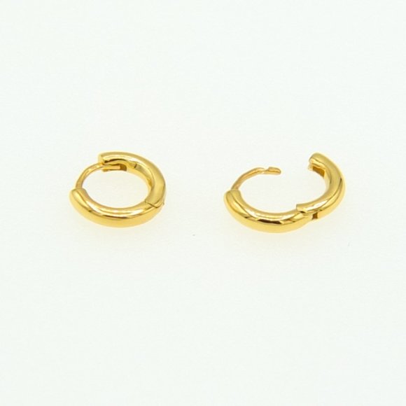 Naya 18K Gold Layered Silver Huggie Hoop Earrings - Picture 3 of 11